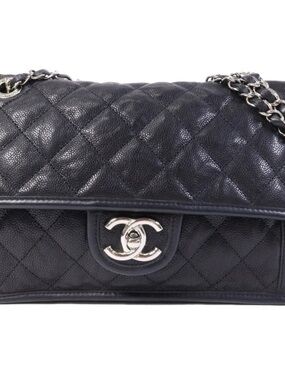 CHANEL Black Quilted Leather Shoulder Bag with Silver-Tone CC Lock